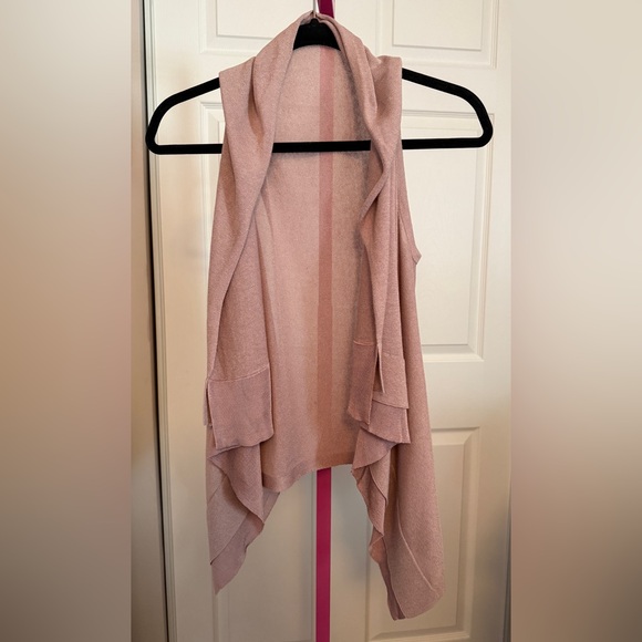 New York and Co. Street Wear Vest - Picture 7 of 7